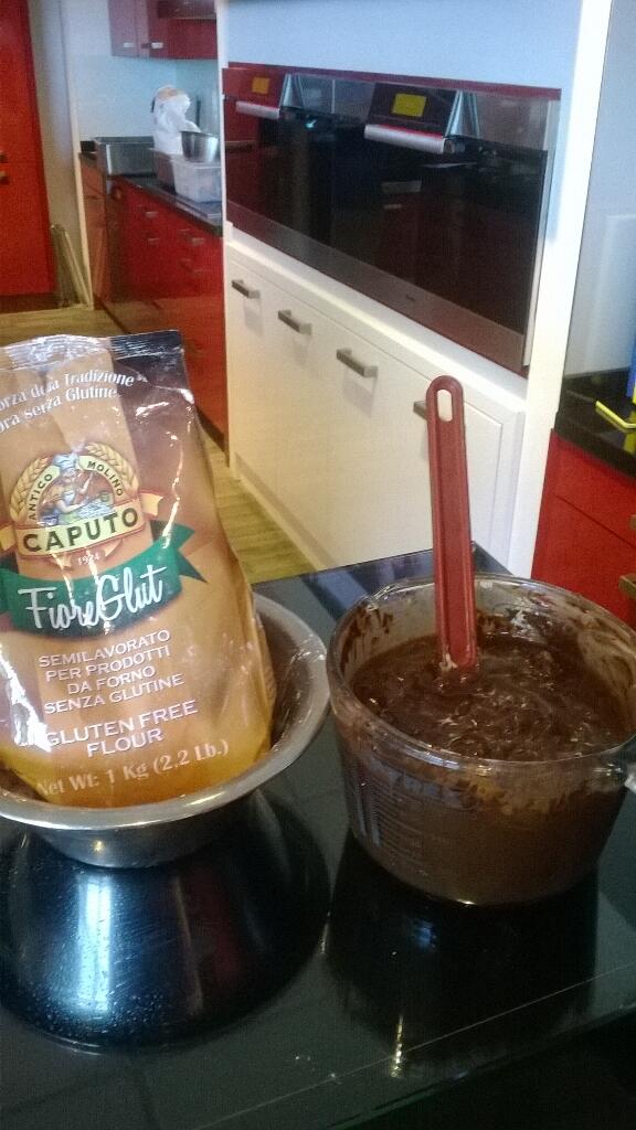 CoeliacIreland's tweet image. Who likes chocolate?! Dessert is already looking good #glutenfreeflour #gfclass Miele Gallery with @Manifestoresto