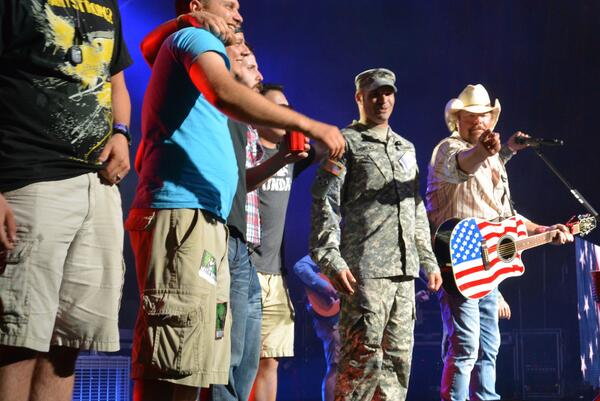 Aromid's tweet photo. @TobyKeithMusic http://t.co/lZkHVhdOP8