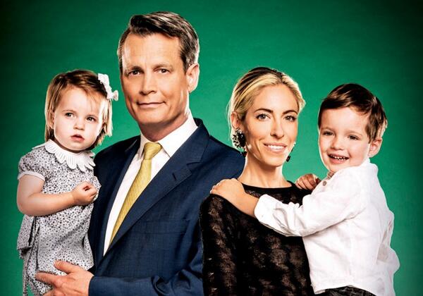 богатые семьи америки. элис и роб уолтон. богатые семьи америки. джим уолтон миллиардер. тиффани трамп и иванка трамп.