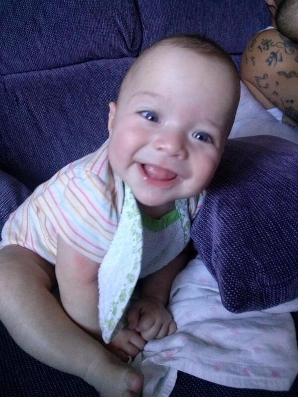 mariasm888's tweet photo. Mi niño wapo @manuelcarlos10 http://t.co/r4kGm0paxn