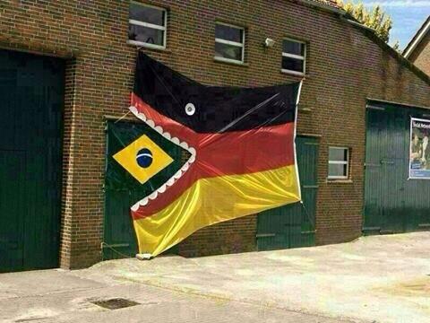 MarkoD1234's tweet photo. De eerste deutsche creatieve acties komen door Aus deutschland...#brager http://t.co/vXlkaEvrb6