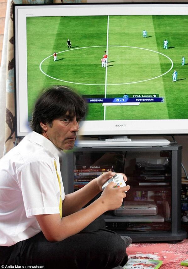 NBchristopher's tweet photo. Joakim Löw right now:
#WorldCup2014 http://t.co/rIqsAoBSqW