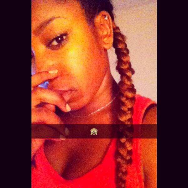 _LauraStevenso's tweet photo. SnapChat : LauraKstevenson http://t.co/8wnJHqQASe