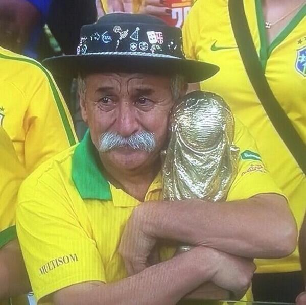 ziallidek's tweet photo. my heart just broke http://t.co/oj3eGLwE5y