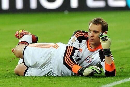 DelinquedIN's tweet photo. Mientras tanto, Manuel Neuer: 

#BRAvsGER http://t.co/dnHNf4FdaS
