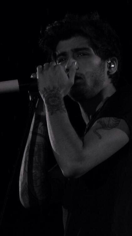 zaygdr's tweet photo. dark http://t.co/QBDwE9nnHV