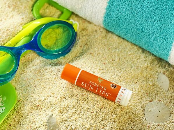 ForeverGlobalHQ's tweet photo. Feeling the summer heat? So are your lips! Protect your SMILE! #sunlips #DiscoverForever http://t.co/e8VRKCXMC6