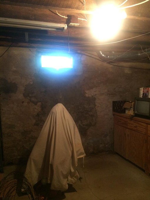 RT when you see it @TheConjuring http://t.co/F8Fv2uHaIL<a class="tags" target="_blank" title="On Twitter" href="/?out=eyJ0eXAiOiJKV1QiLCJhbGciOiJIUzUxMiJ9.eyJpYXQiOjE3MjUwNjYxMzQsImlzcyI6InR3cG9ybnN0YXJzLmNvbSIsIm5iZiI6MTcyNTA2NjEzNCwiZXhwIjoxNzU2NjAyMTM0LCJyZWRpcmVjdF91cmwiOiJodHRwczovL3R3aXR0ZXIuY29tL1RoZUNvbmp1cmluZyJ9.zLJSOhpuQpvLucv_TOe_yl-ZpHtM7KHQ7T5Ki39l7KbCNkFocEBhAIrhSGGcL3TBcEJAu2hYf5WOHCzkkrAH_A">@TheConjuring</a><a href="/tag/ripm%C3%B6tleycr%C3%BCe"class="tags"><span>#ripm&ouml;tleycr&uuml;e</span></a>