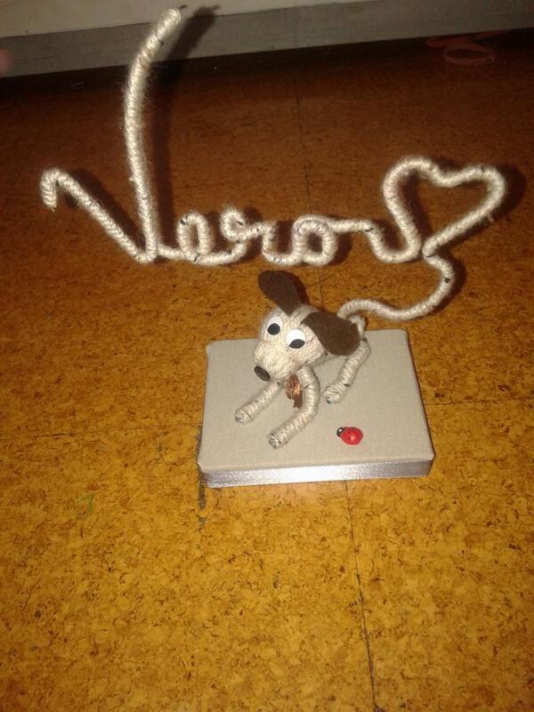 vero_sa94's tweet photo. Aunque ayer no os dijera nada mil gracias por mi regalito me encanta! Sois los mejores♡ @carpo91 @giuu_x  etc! http://t.co/2XyoK0Vope
