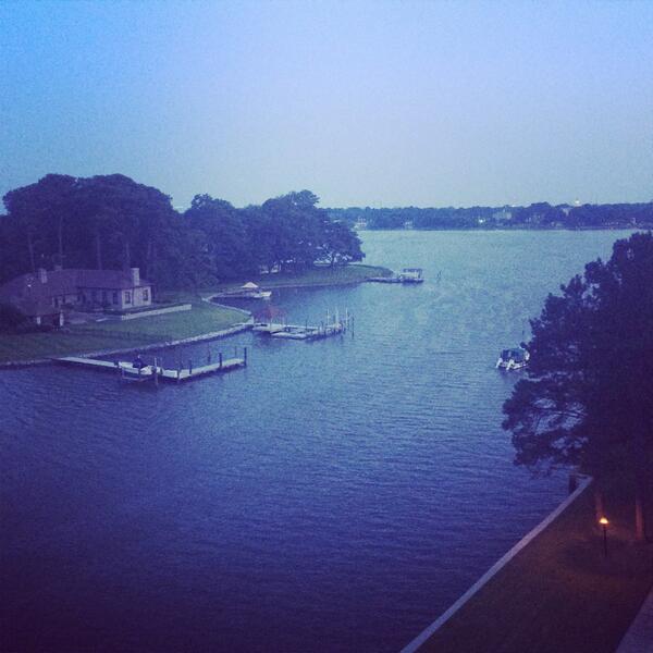 j_dub218's tweet image. Enjoying this view......#notthinking