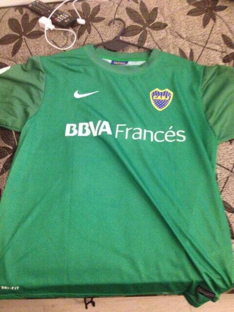 ramiroarte's tweet photo. Para los distraídos , sorteo Buzo usado por Agustin Orion,original. RT y participás @EspacioBocaOfic @TuitterBostero http://t.co/A6ofZl4FQD
