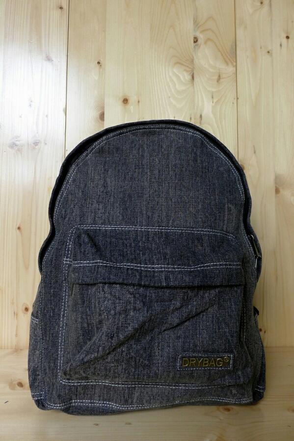 Drybag V.2 black
Price: IDR 260.000