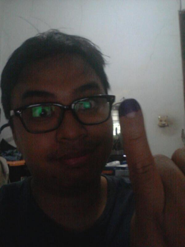chrisryanz's tweet photo. @FirstMedia_IND 10085242 Ivan Nurharry Suryanto #FirstVote http://t.co/9FigUgf2Rb
