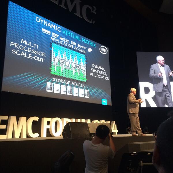 RayWong_SG's tweet photo. EMC EMSD CTO talking about new VMAX3 launch http://t.co/KxwZjmwR3s