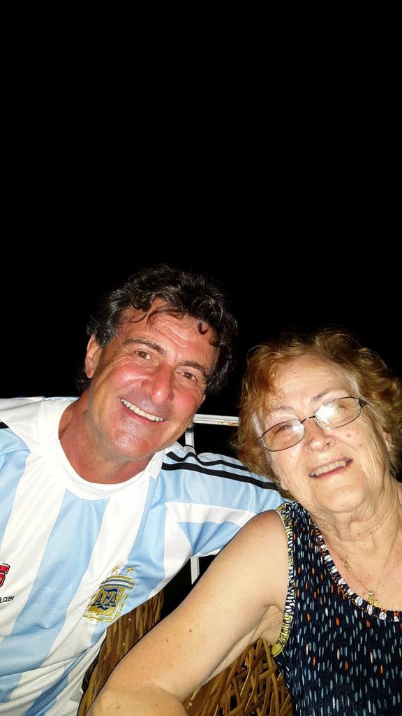 Mario Kempes tweet media