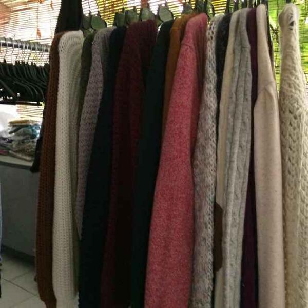 FrauMode's tweet photo. selamat pagi, biar hari ini makin kece dan gaya beli dulu dong sweater SPAOnya yg kayak artis2 korea itu loh:3 http://t.co/HiQm3GDNEn