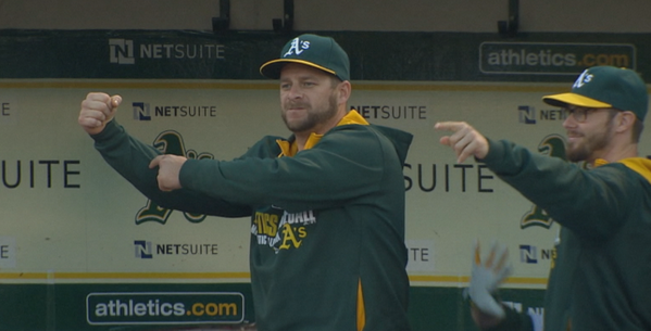 BrodieBz's tweet photo. #Athletics flexed their muscle in the 3rd inning, taking 4-0 lead. http://t.co/3VWWuD8iLZ