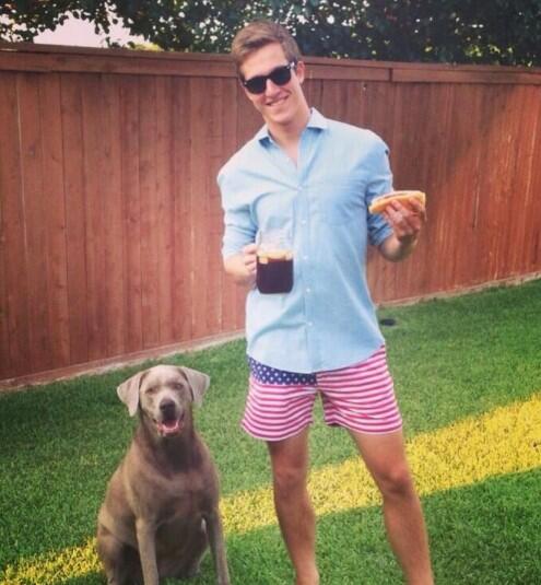 prepOKprep's tweet image. guys that wear chubbies😍