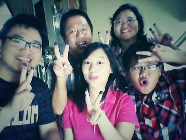 It's us ^^ victoryy
#Tinta2Jari #Rame2Celup2Jari