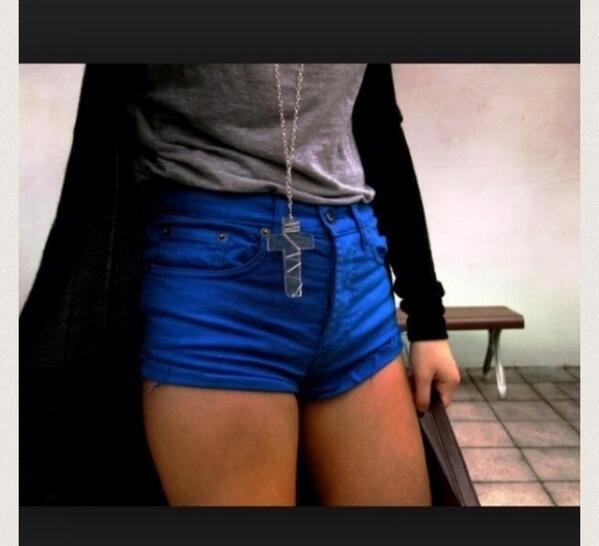 springclean4's tweet image. Check this out - I’m selling on #vinted #levis vinted.com/women/shorts-a…