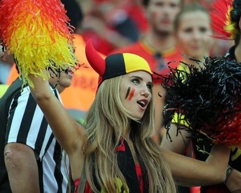 W杯の美人サポーター集結 Wordcapnobijin Twitter