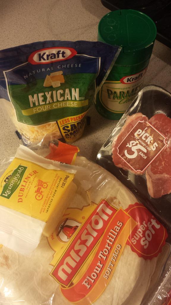 Katie_Mac23's tweet photo. I just made the best quesadilla! The meat is a bonus, as the 6 cheeses alone is bomb. Parmesan on outside as well! http://t.co/96Y1KQfPRn