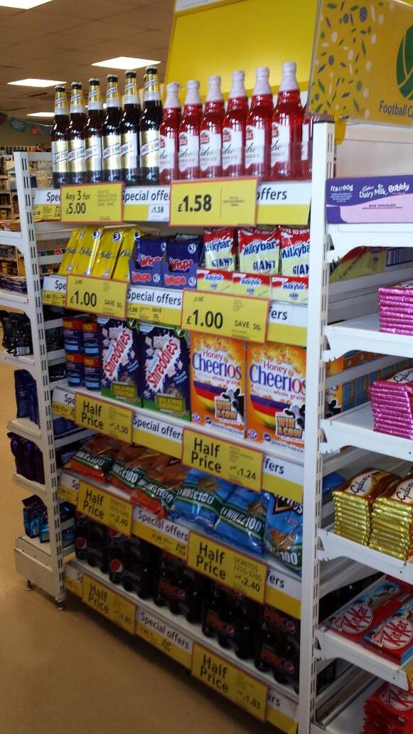 TescoExpressUtt's tweet photo. Promotional Ends looking Mighty Fine this morning 😆 @edhowe16 http://t.co/huJrDDW1cR
