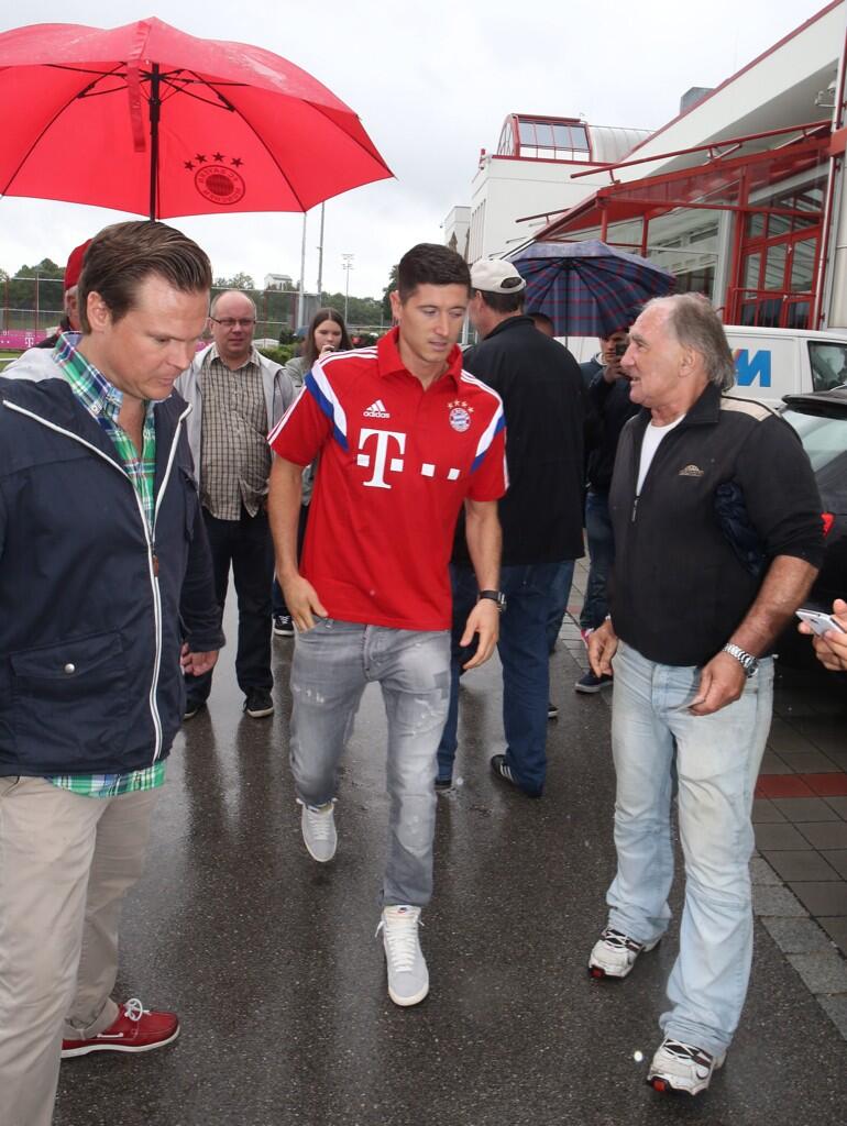 BsF_xNwCAAAFZuL.jpg:large