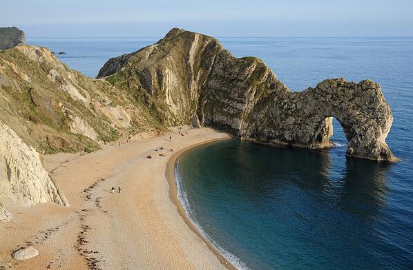 EuropeTravelz's tweet photo. Explore England’s Jurassic Coast http://t.co/5UAcL2HyuI http://t.co/mvcifzilkb
