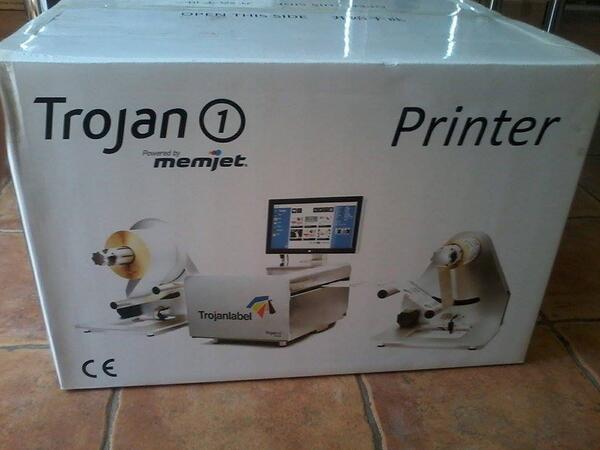 printCD's tweet photo. TrojanOne - Frumos ambalat, numai bun de instalat! #cluj #imprimanta #etichete #color #memjet #romania #produse http://t.co/jAR6aWcIUG