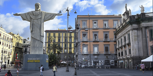 FASTWEB's tweet image. Il Cristo Redentore scaricato con FASTWEB a Napoli. Downloaded with #FASTWEB #FASTdownload