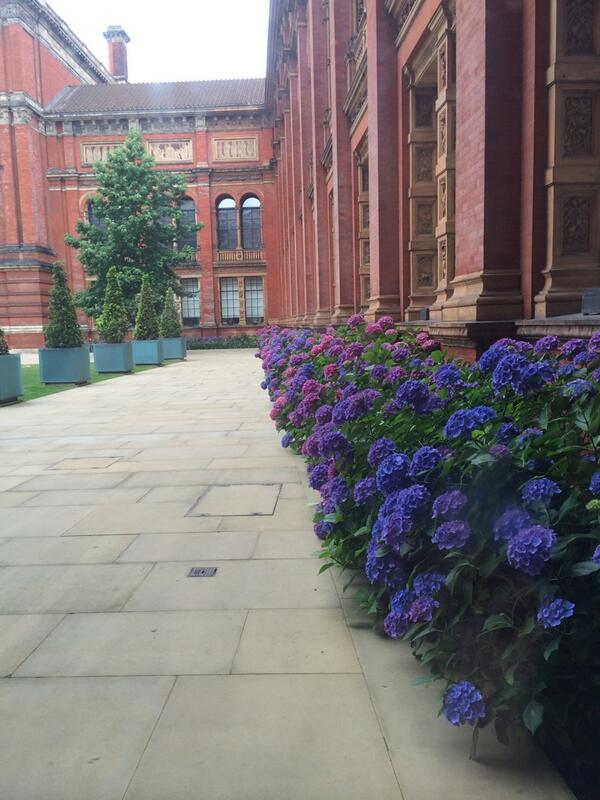 Peaceful colourful inspiring prestigious enchanting #londongoodlife <a href="/V_and_A/">V&A</a>