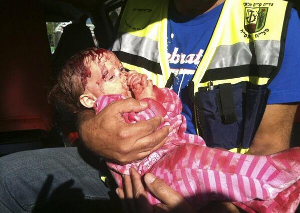 Yaa اَللّهُ (┌_⌣̩̩̀) "<a href="/MuslihRC/">Muslih Anggit CH</a> : Hey gadis cantik. Jangan takut.Surga Allah menantimu. :') #PrayForGaza  "