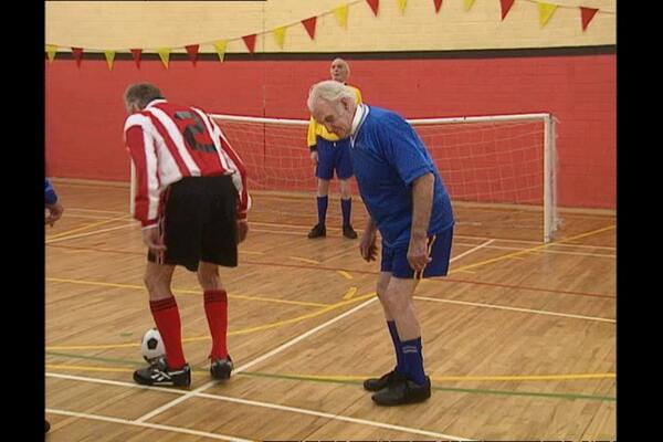 QuoteFrTed's tweet image. Hard watching for the Brazil team today as they review the lack of "closing down" in their midfield...