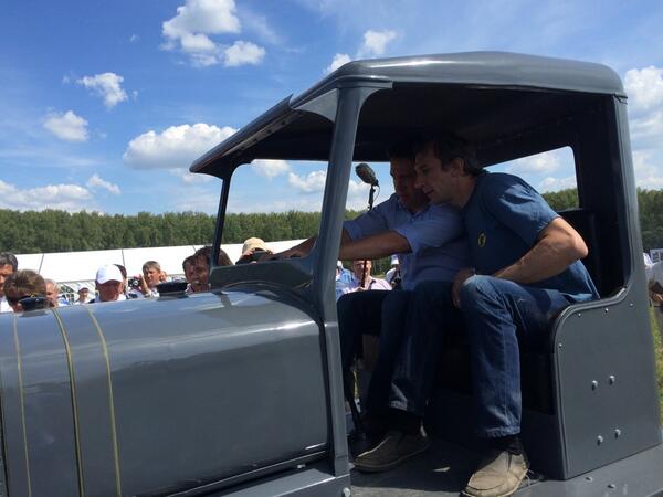 RomanKraev's tweet photo. http://t.co/KQ3QHYw6YV Всё надо попробовать самому #Губернаторпашет http://t.co/XnEeSn0cU6