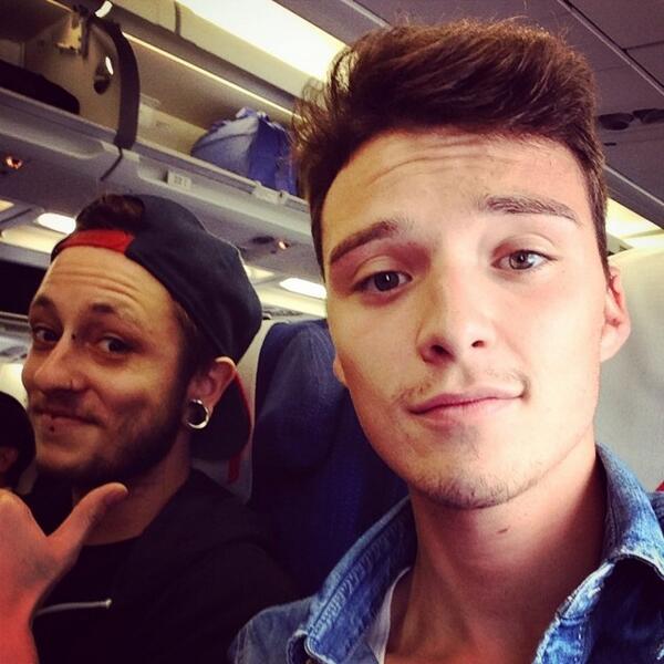 KevinCdnc's tweet image. After several months of waiting, here we are ! bye bye Paris, California we are coming !! ✈️ #rocketdesign #trave...