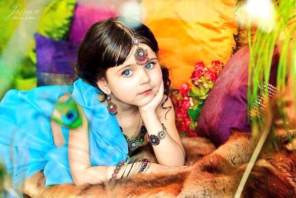 Indianwear's tweet photo. Thinking ... Which #indian wear should i put on twitter for u guys ? http://t.co/liTeaDgB6w