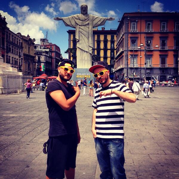 oiankofficial's tweet image. Con @peppjone a Piazza Dante - Napoli
@FASTWEB #FASTdownload #fastweb