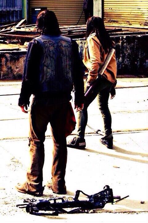 thewalkingoscar's tweet image. Who remembers this moment? RT if you do

#TheWalkingDead #TWDFamily