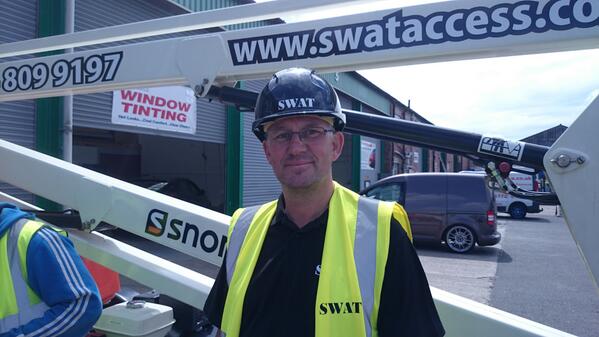 SWATaccessltd's tweet image. Doesn't our IPAF Trainer look like Paul O'Grady? @paulogradytv @celebrityalikes