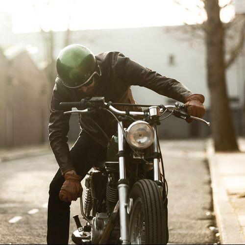 RestedRubber's tweet photo. "@AthensCafeRacer @caferacerxxx : #caferacer #motorcycle http://t.co/QFytpM1rzn"Pre-check looks good....I'm out!!!