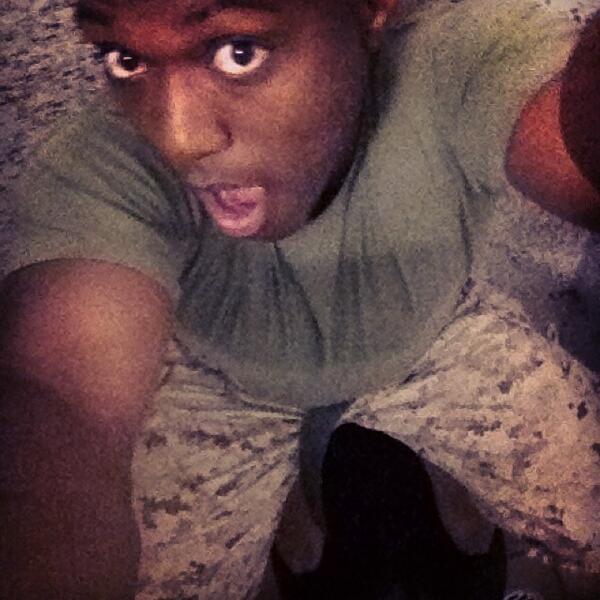 GotchaColima's tweet image. Day 9 on the toilet #imthefirst #selfie #gotcha #anythinglesswouldbeuncivilized #selfiesrule #selfieroyalty #30da...