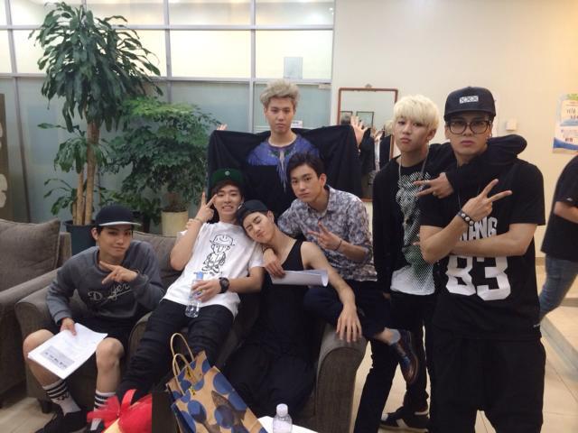 BsGzhPCCYAAuSsq.jpg:large