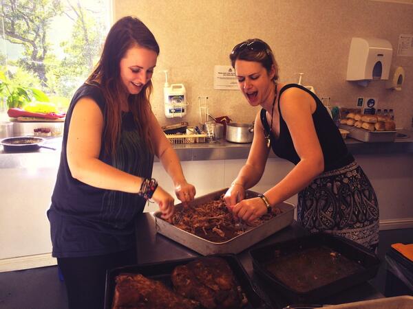 These ladies know how to pull some pork. Yup. <a href="/dramboree/">Dramboree</a> <a href="/themisswhisky/">Miss Whisky</a> @Georgiadear12 <a href="/MasterOfMalt/">Master of Malt</a> @MavDrinksTeesh
