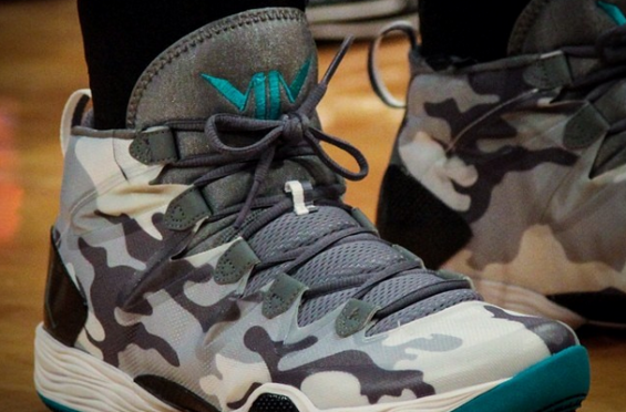drewbert9299's tweet photo. “@kicksonfire: Air Jordan 28 SE PE – Maya Moore http://t.co/gpd0gqgBk1 http://t.co/gSkGRbUJgB”