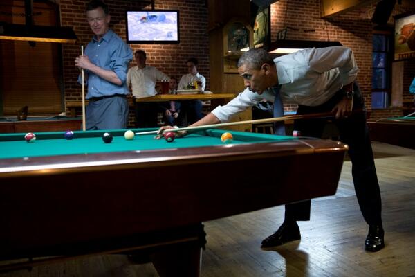 JeremyDanMoore's tweet photo. Pool with the President. For the record, President Obama beat Gov. Hickenlooper in LoDo last night. #9News http://t.co/SRtLi6cZ39