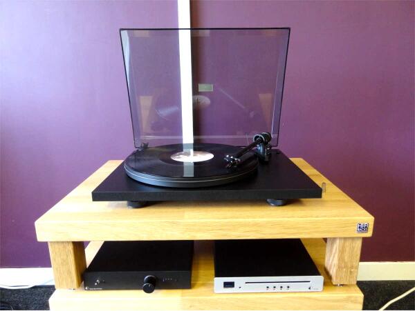 HiFiGear's tweet image. @ProJectAudioSys Essential 2 +  #BoxDesigns Stereo Box S Phono, CD Box S ready for action when the vinyl's done!