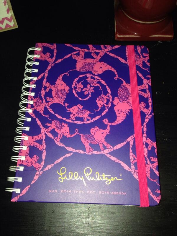 PreppyPedagogy's tweet image. This is why I love  getting the mail 😍 #LillyAgenda #KeepItOrganized 📒