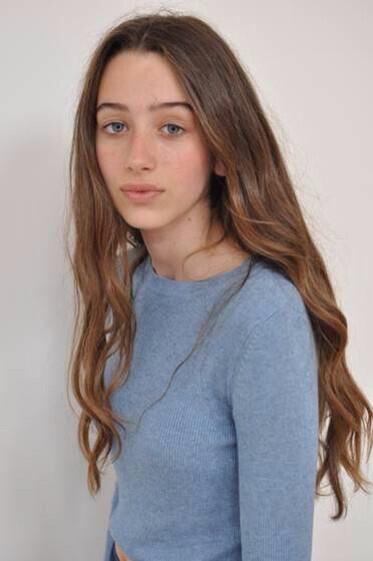 fmscouting's tweet photo. #fmscout Gorgeous Mathilda from Kent #supercute scouted at the @onedirection concert!!! 💕🌟😍 http://t.co/j4s5B161Ix