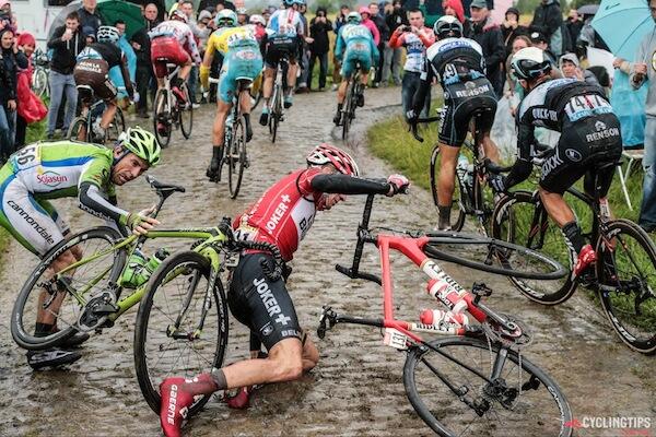 "<a href="/cyclingtips/">CyclingTips</a>: The carnage from the #TDF 5 in photos: cyclingtips.com.au/2014/07/tour-d… "